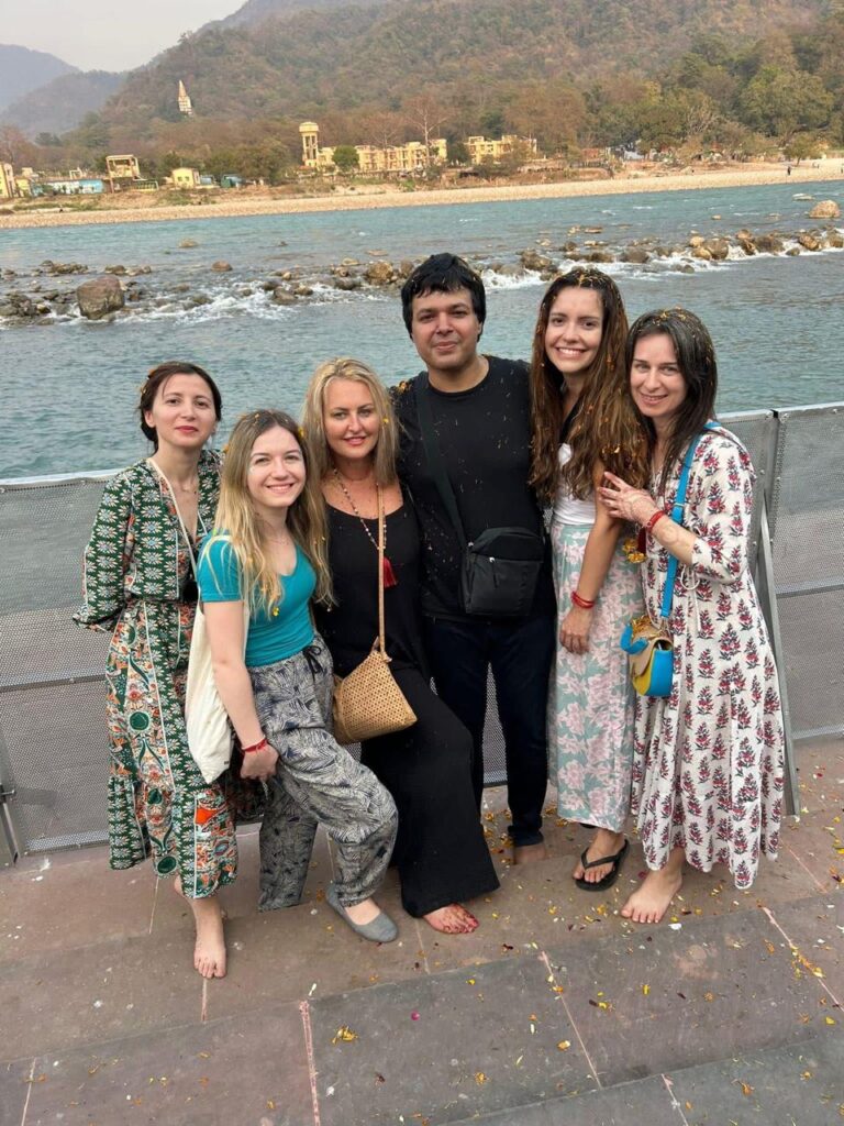 Find Real Community and Connection 